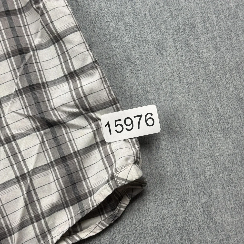 The North Face Shirt Mens Large Gray Plaid Tekware Short Sleeve Nylon Button Top